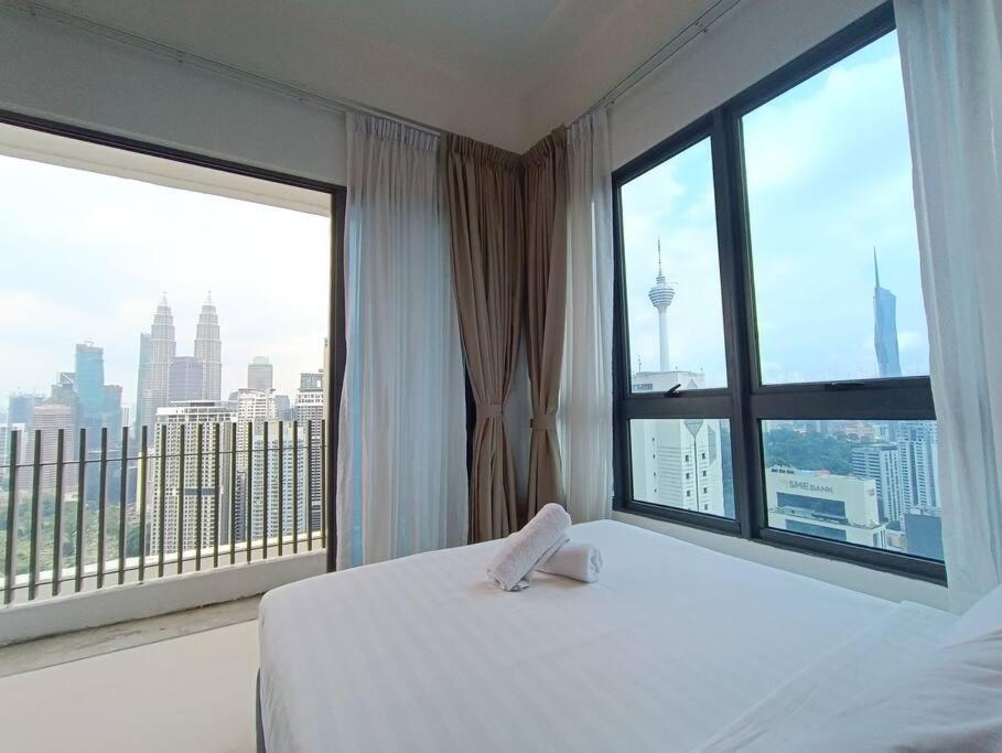 Ferienwohnung Cl 30A Super Kl View Infinity Pool Klcc Kuala Lumpur Exterior foto